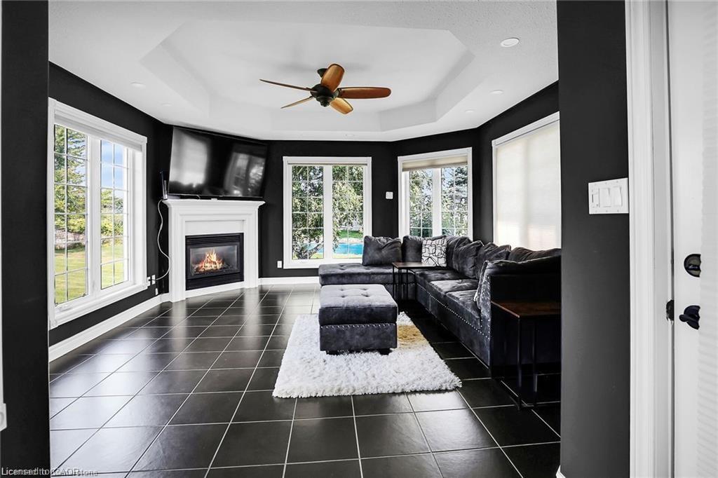 975 Foss Road Property Photo 19