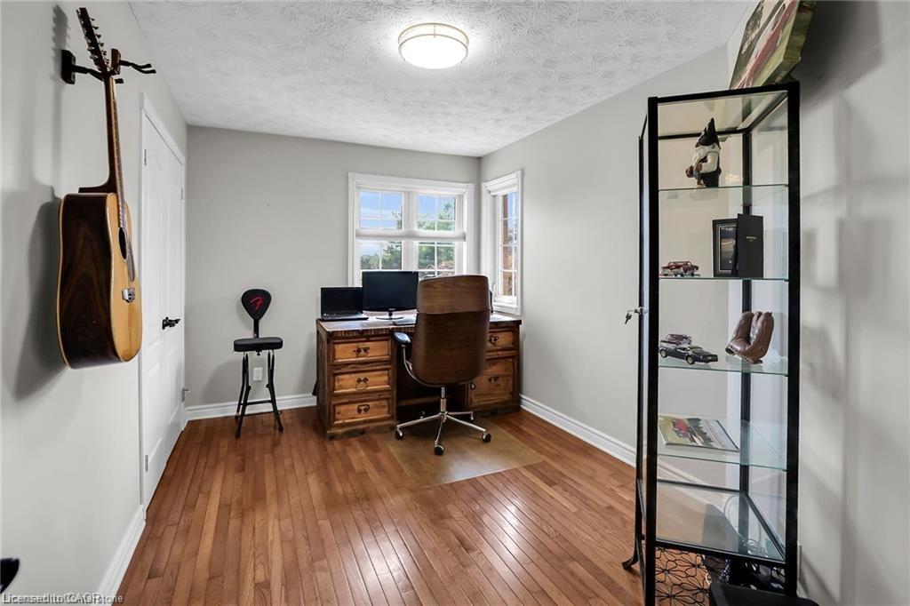 975 Foss Road Property Photo 29
