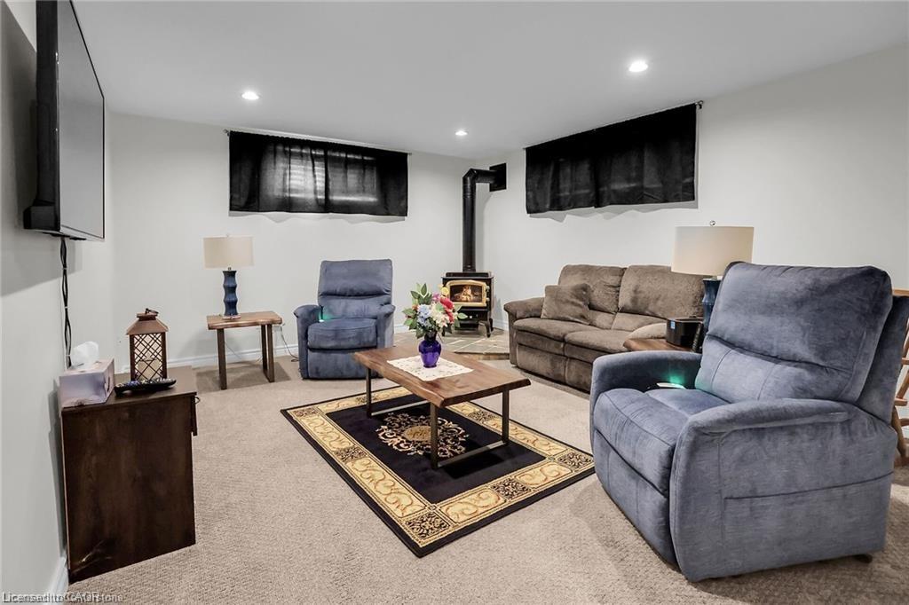 975 Foss Road Property Photo 30