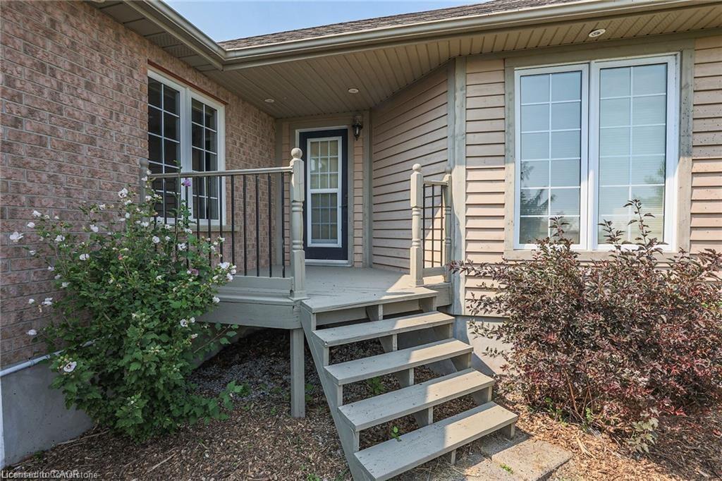 975 Foss Road Property Photo 36