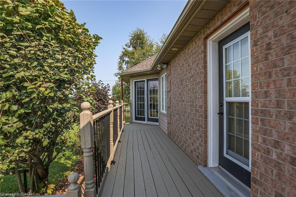 975 Foss Road Property Photo 38