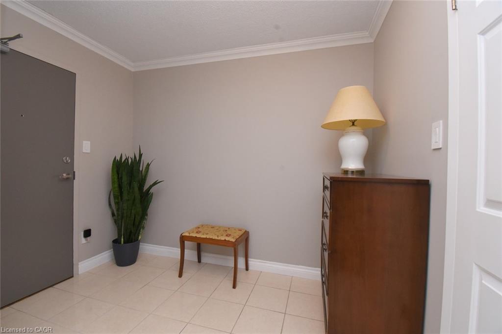 405-1201 North Shore Boulevard E Property Photo 11