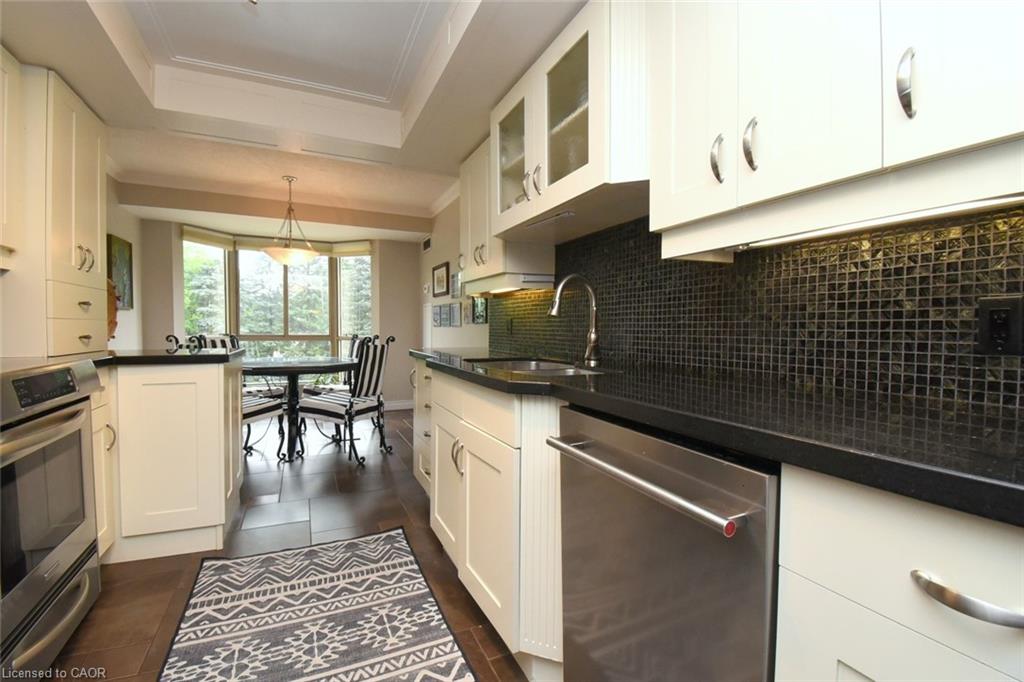 405-1201 North Shore Boulevard E Property Photo 22