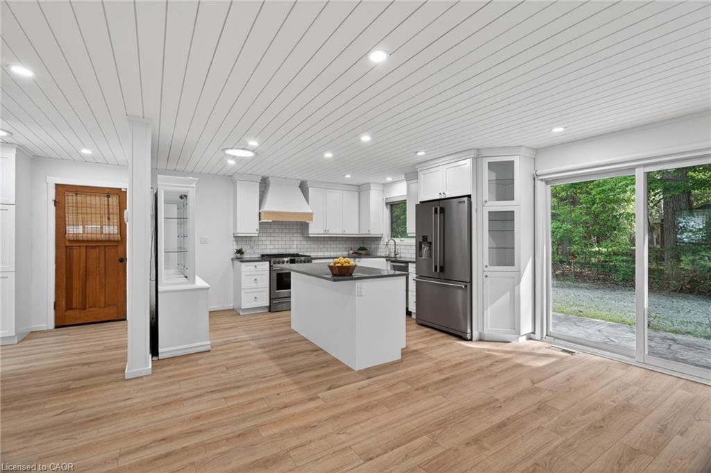 223 Ontario Street Property Photo 7