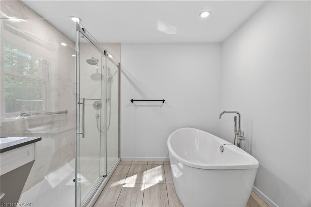 223 Ontario Street Property Photo 19