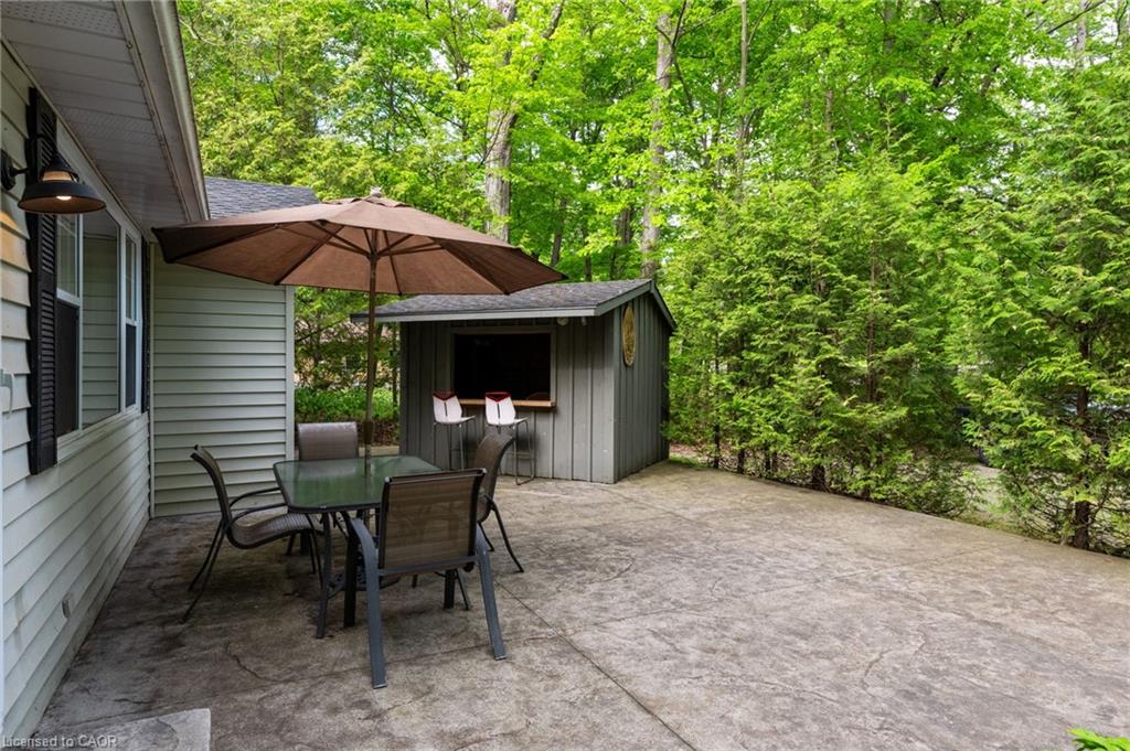 223 Ontario Street Property Photo 26