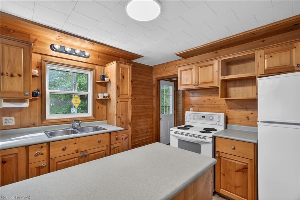 223 Ontario Street Property Photo 28