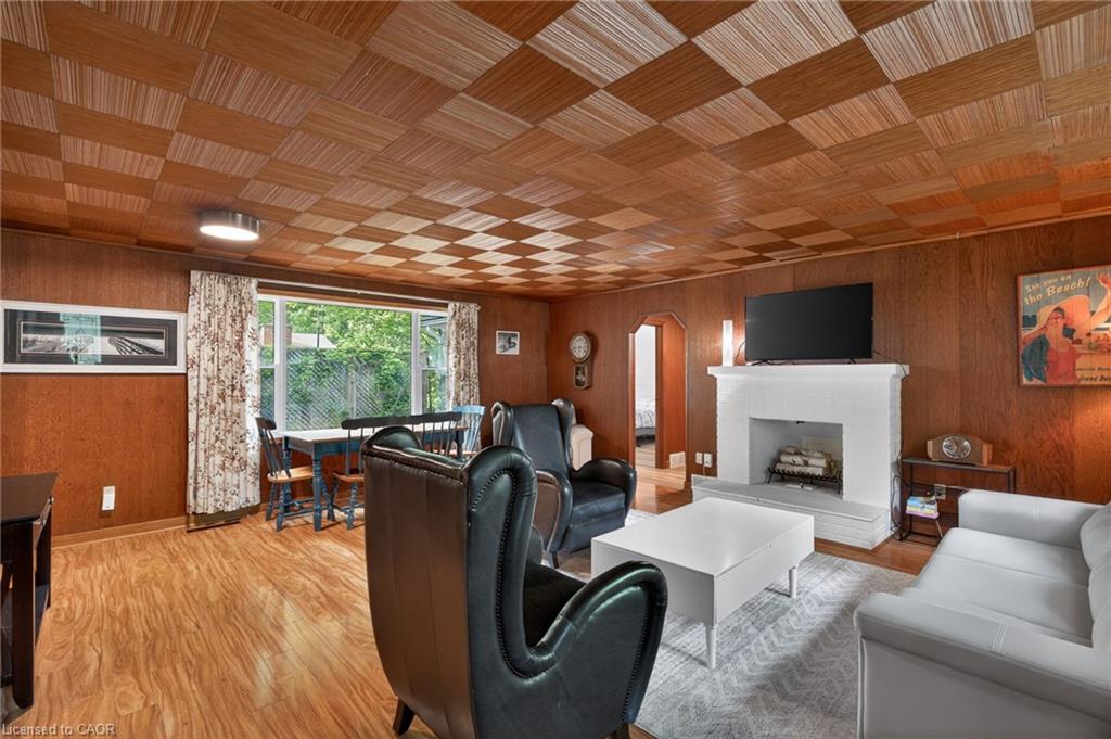 223 Ontario Street Property Photo 30