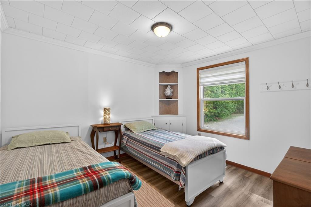 223 Ontario Street Property Photo 33