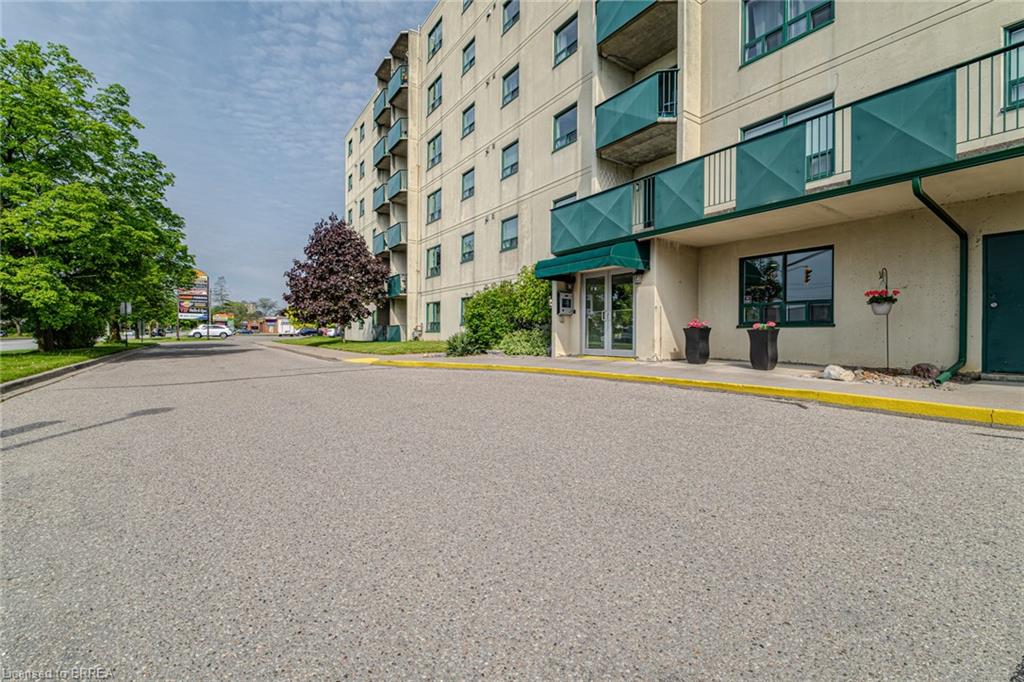 301-421 Fairview Drive Property Photo 14