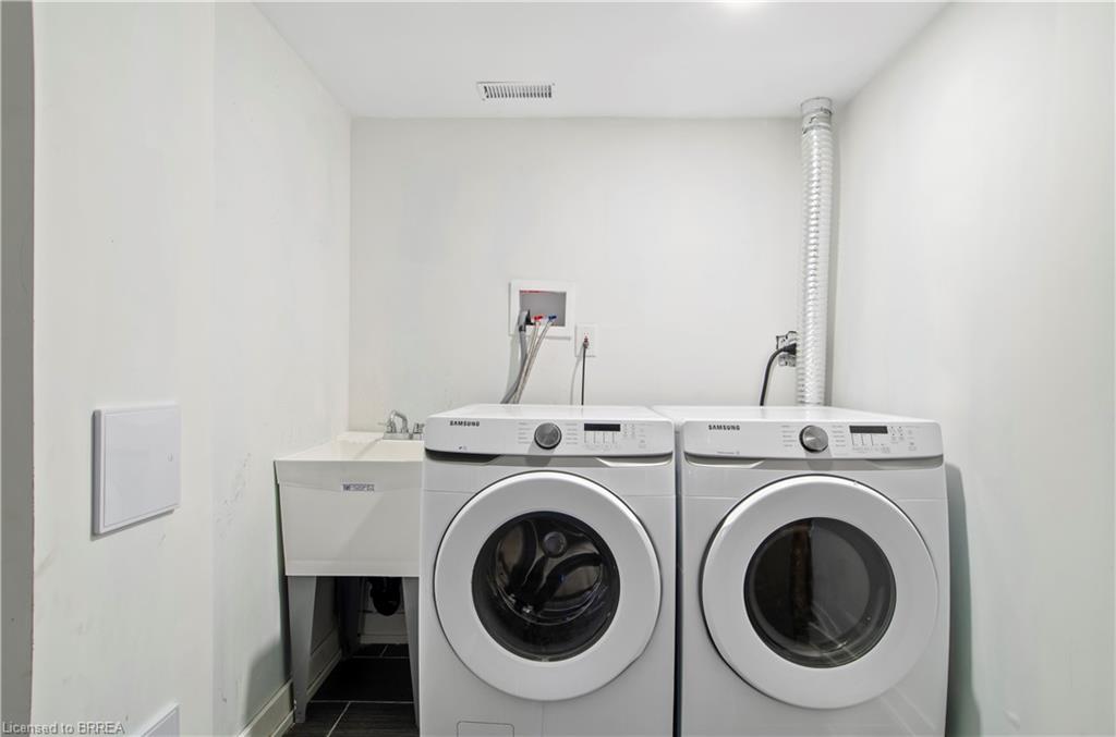 54-480 Grey Street Property Photo 28