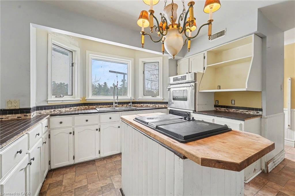 4810 Mohrs Road Property Photo 14