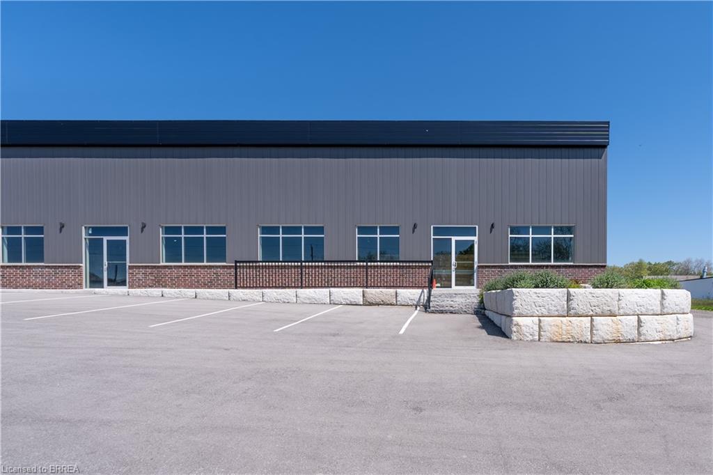 D-677 Colborne Street W Property Photo 3