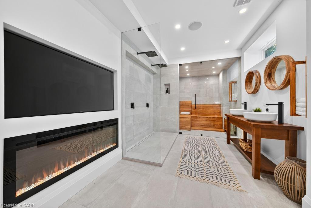 64 Ravina Crescent Property Photo 42