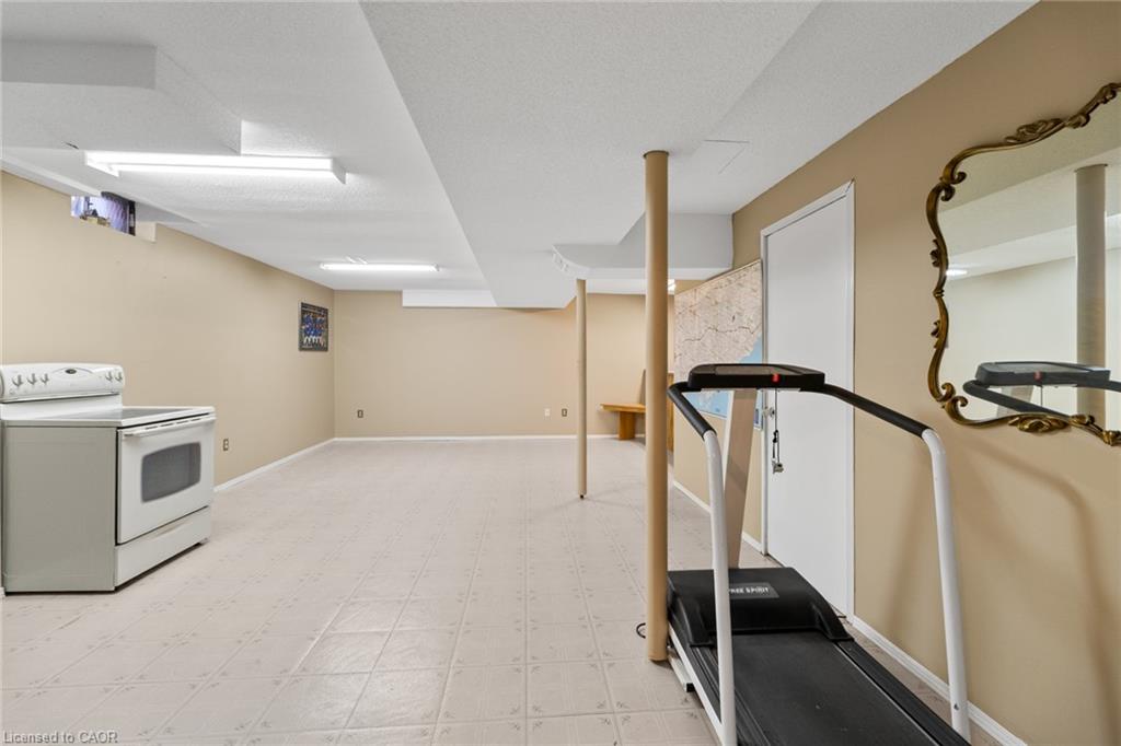 1263 Bantham Street Property Photo 28