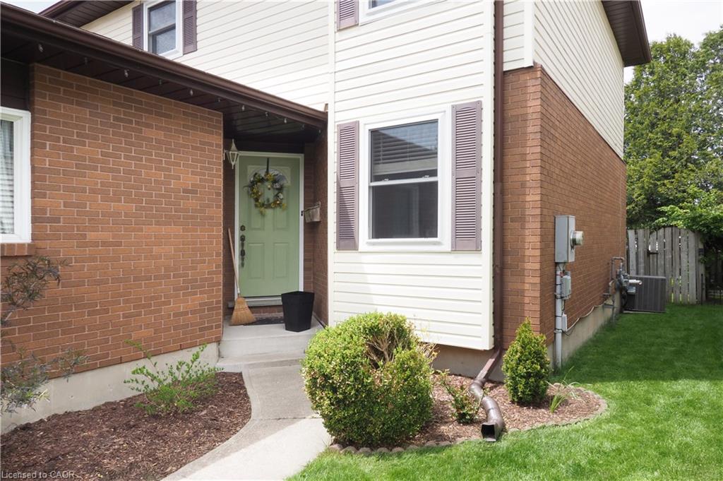 130a Miller Crescent Property Photo 3