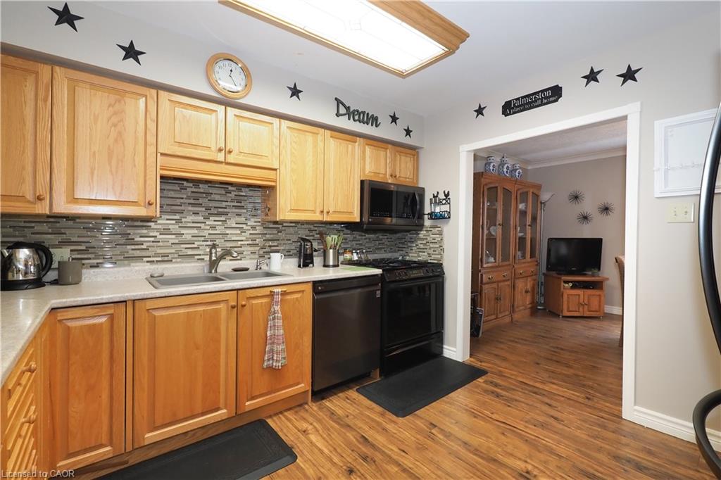 130a Miller Crescent Property Photo 17