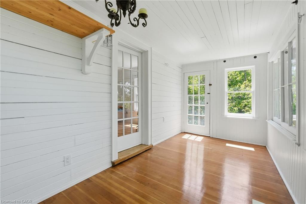 6123 Guelph Line Property Photo 18