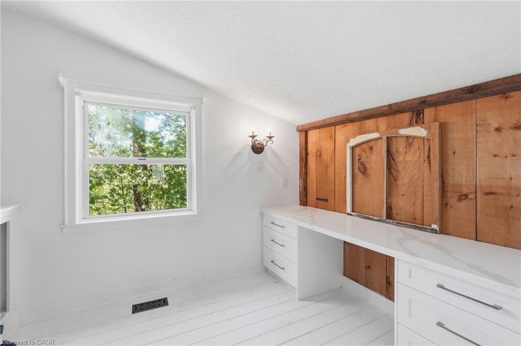 6123 Guelph Line Property Photo 22