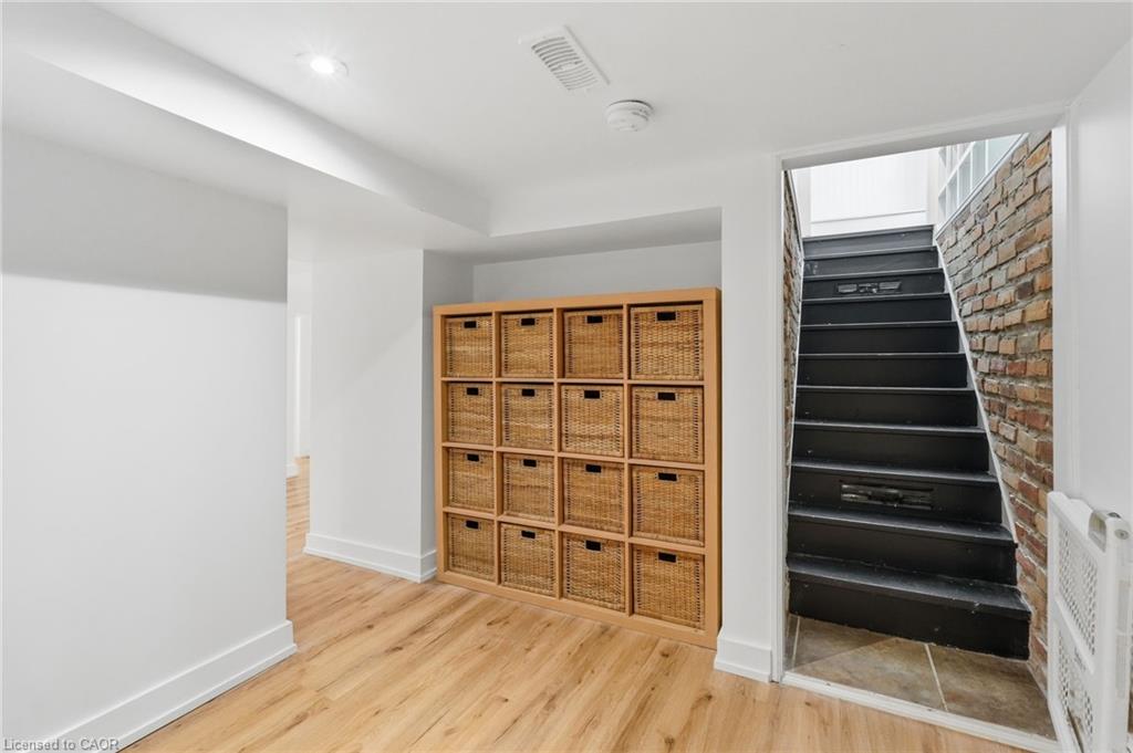 6123 Guelph Line Property Photo 33