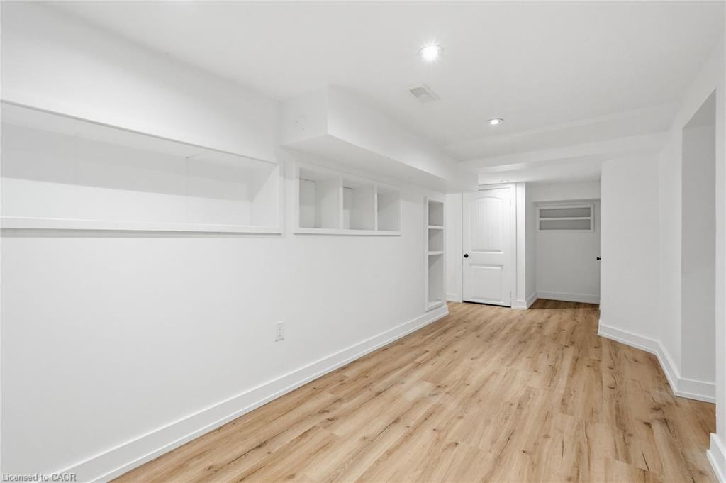 6123 Guelph Line Property Photo 35