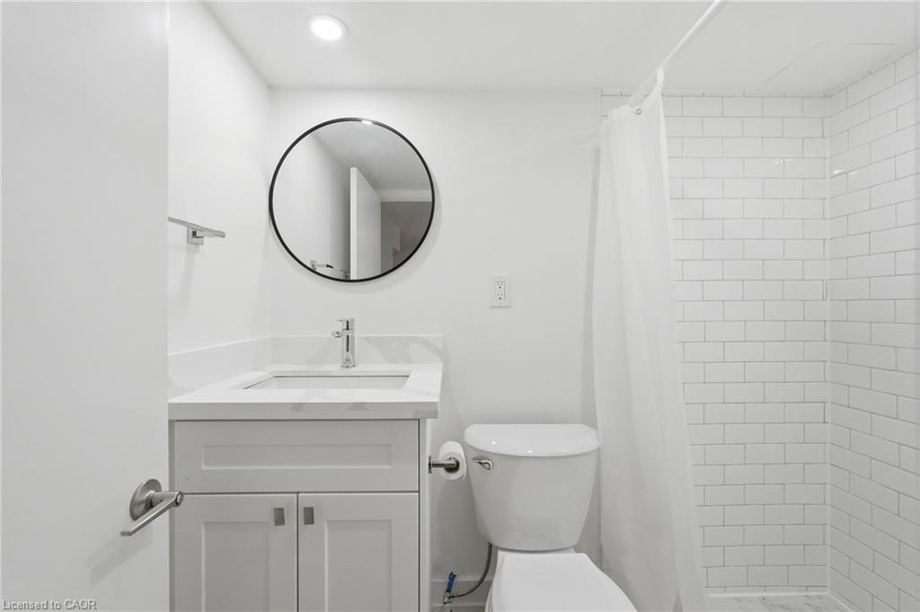 6123 Guelph Line Property Photo 37