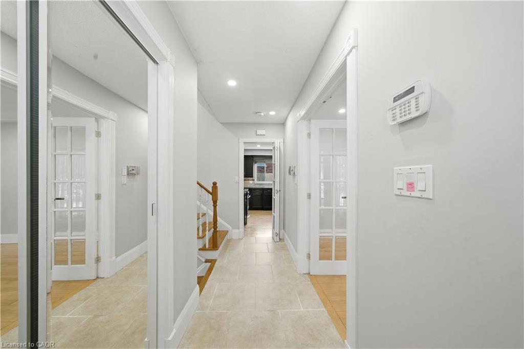 82 Stoney Brook Drive Property Photo 2