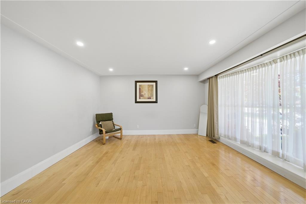 82 Stoney Brook Drive Property Photo 3