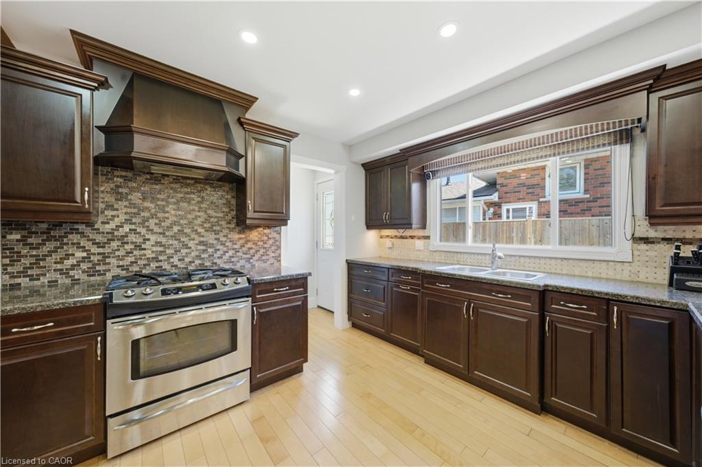 82 Stoney Brook Drive Property Photo 7