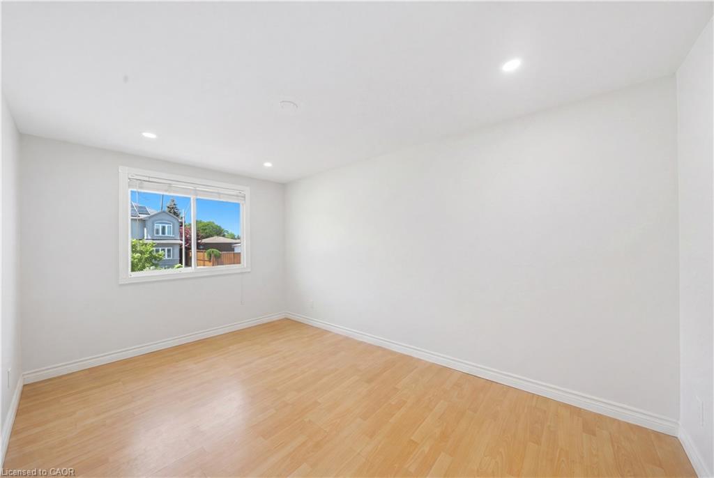 82 Stoney Brook Drive Property Photo 16
