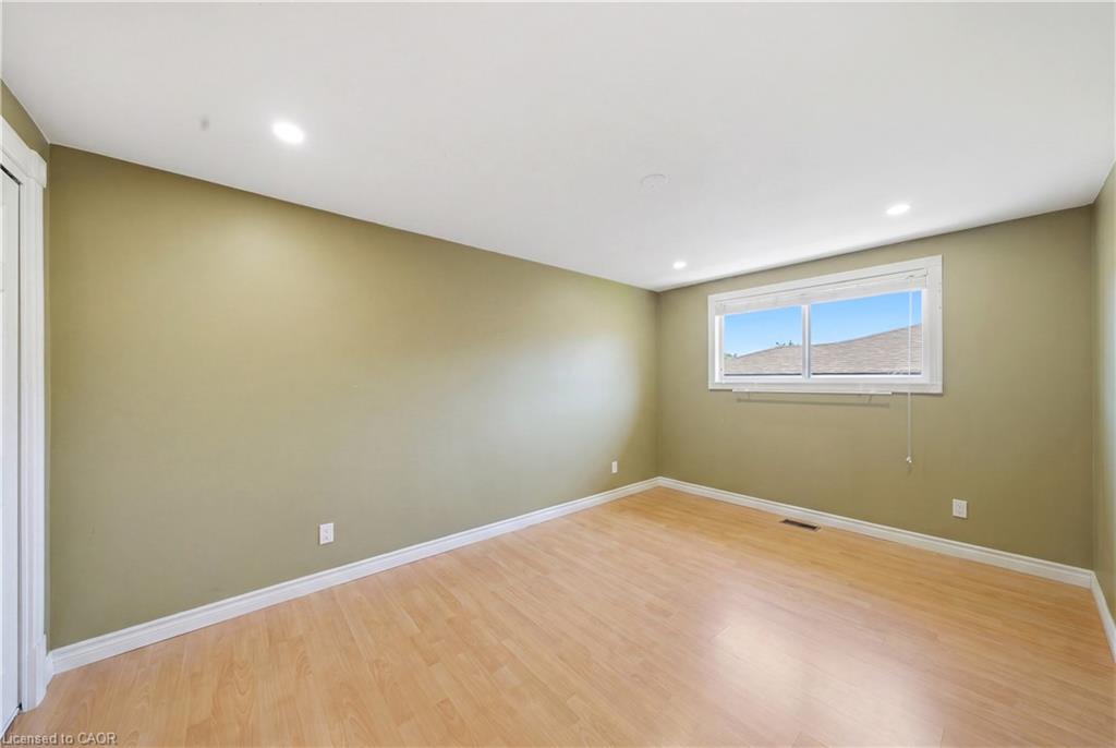 82 Stoney Brook Drive Property Photo 18