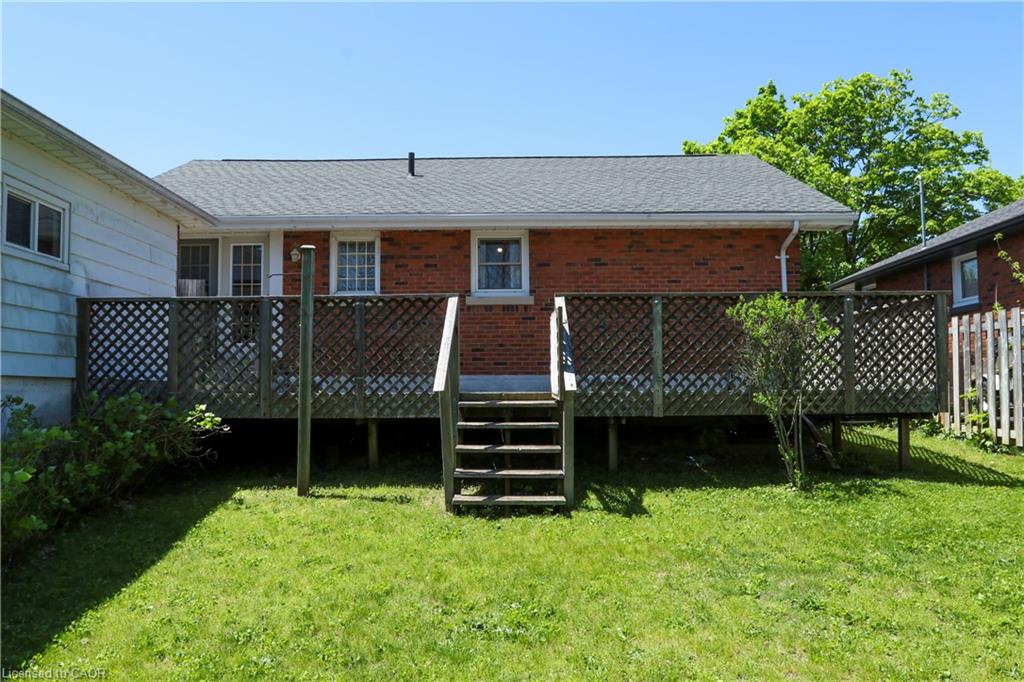 15 Richard Avenue Property Photo 3