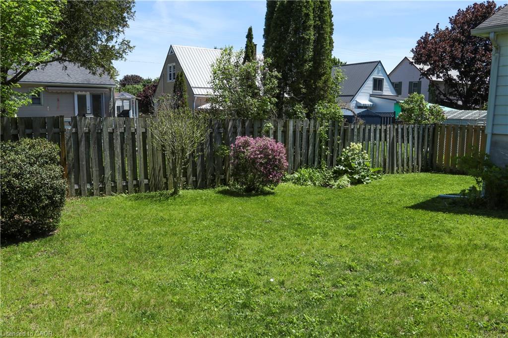 15 Richard Avenue Property Photo 4