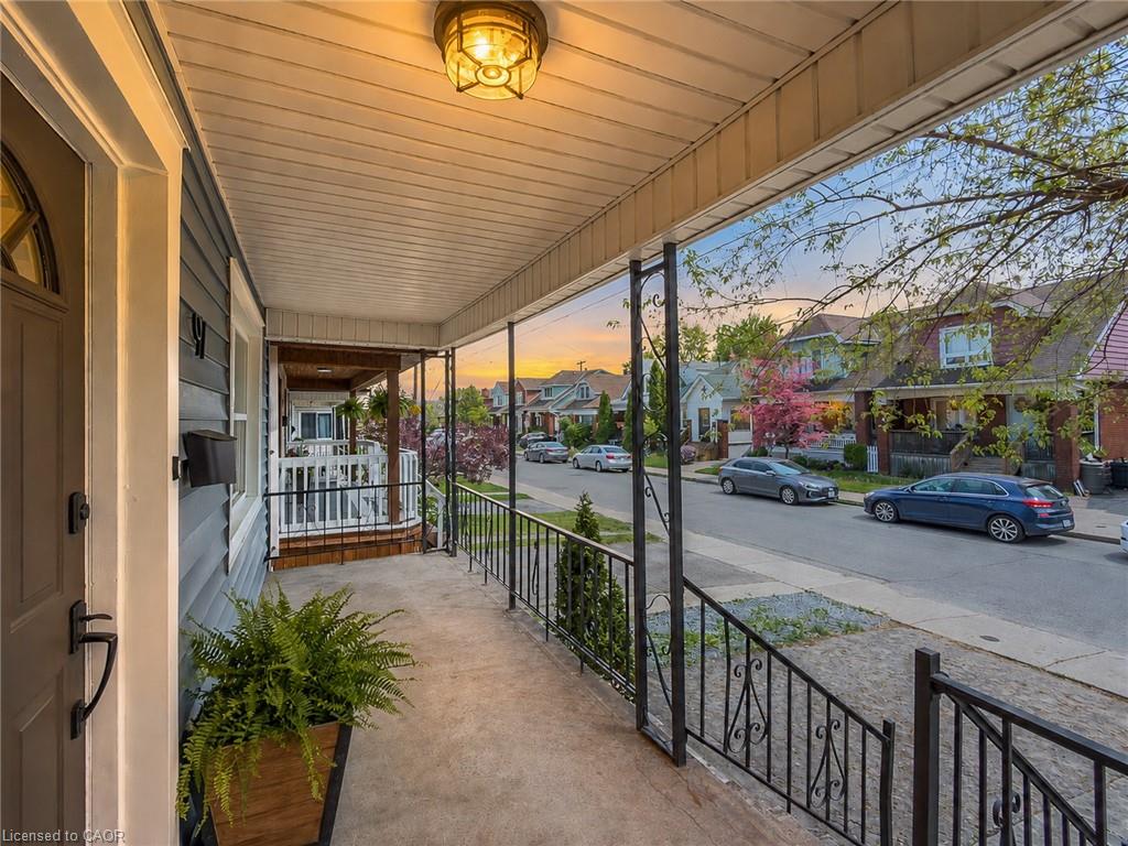 97 Crosthwaite Avenue N Property Photo 3