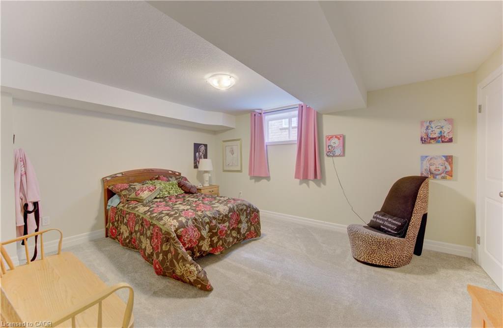 19-575 Albert Avenue N Property Photo 29