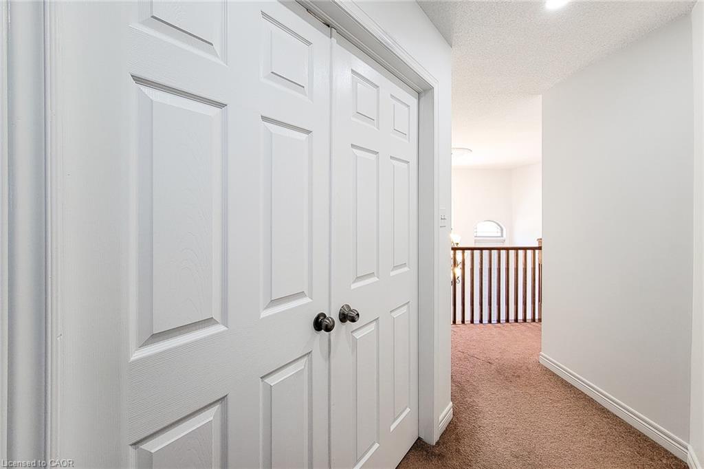 197 Cloverleaf Drive Property Photo 23