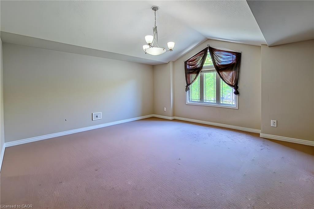 197 Cloverleaf Drive Property Photo 27
