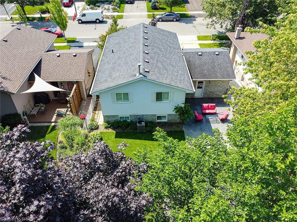 10 Latzer Crescent Property Photo 5