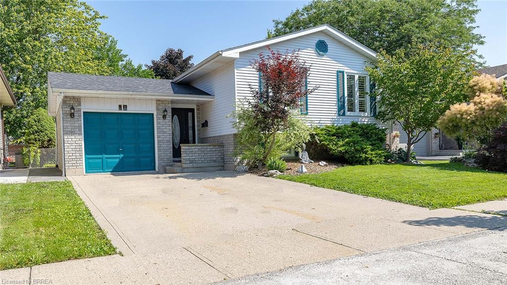 10 Latzer Crescent Property Photo 6