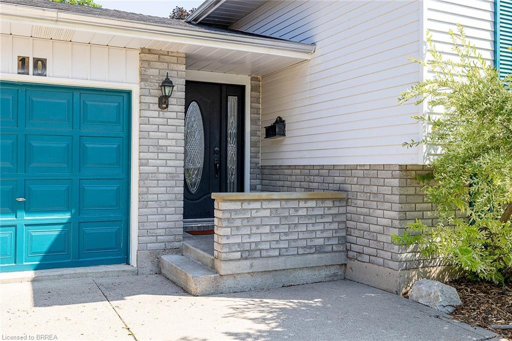 10 Latzer Crescent Property Photo 8
