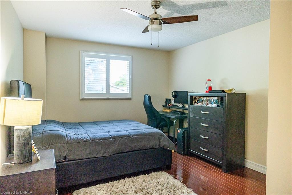 10 Latzer Crescent Property Photo 23
