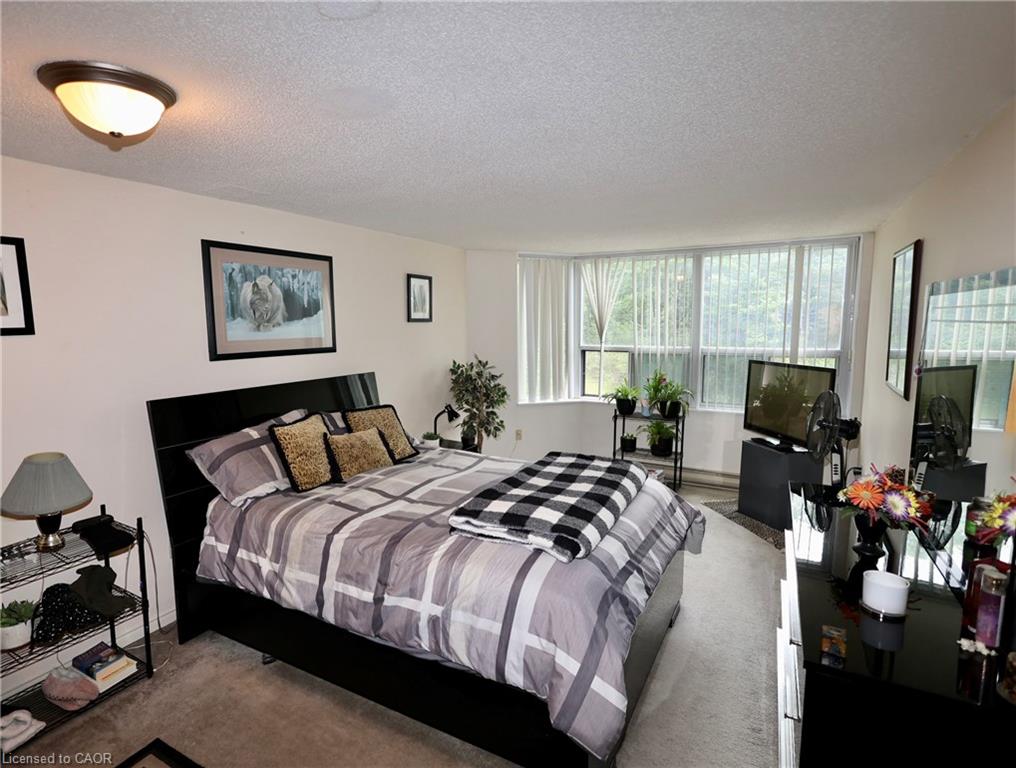 404-55 Green Valley Drive Property Photo 6