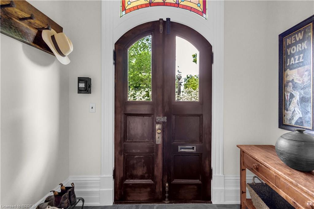 18 Hawarden Avenue Property Photo 4