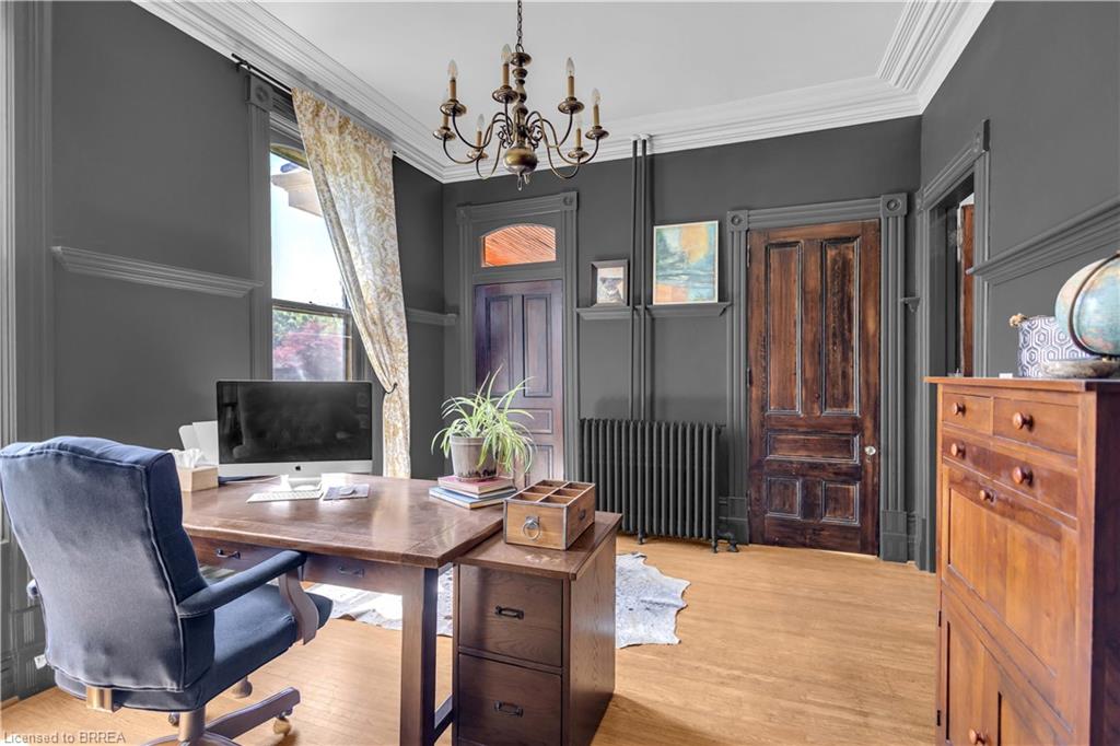 18 Hawarden Avenue Property Photo 15