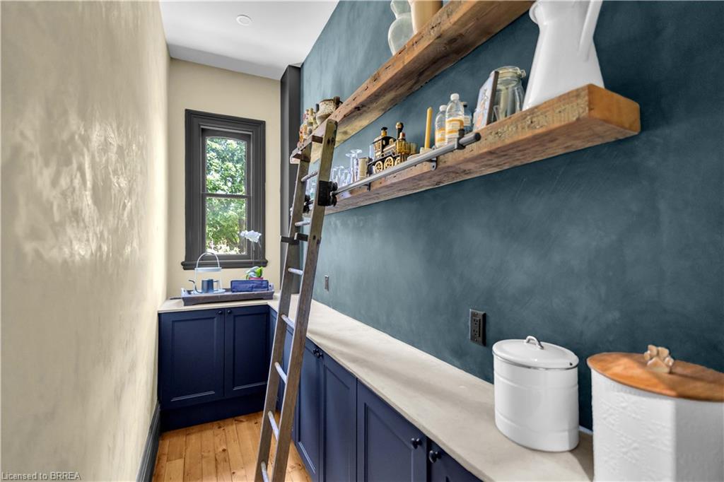 18 Hawarden Avenue Property Photo 18