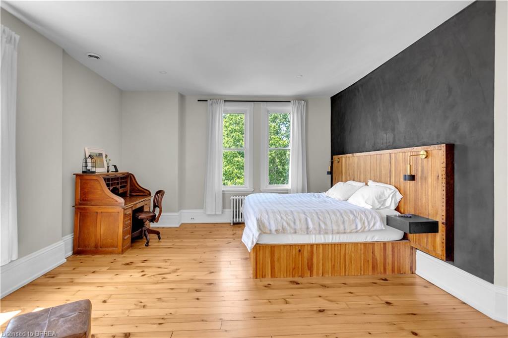 18 Hawarden Avenue Property Photo 30