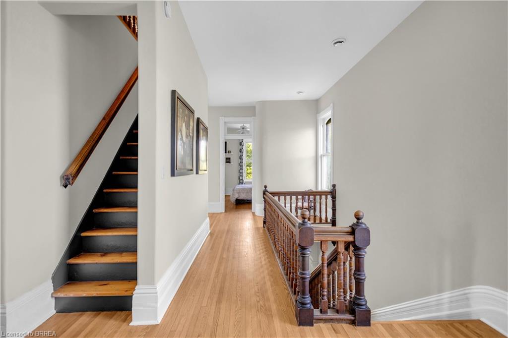18 Hawarden Avenue Property Photo 35