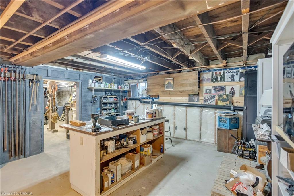 18 Hawarden Avenue Property Photo 43