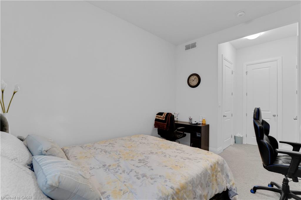 92 Sass Crescent Property Photo 23