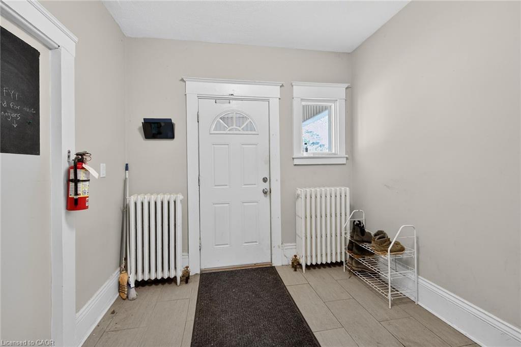 227 Sherman Avenue S Property Photo 6